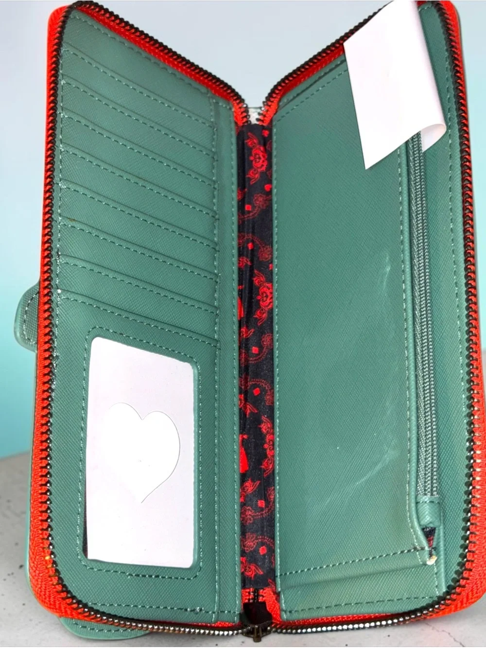Loungefly Disney Alice in Wonderland Queen of Hearts Zip Wallet